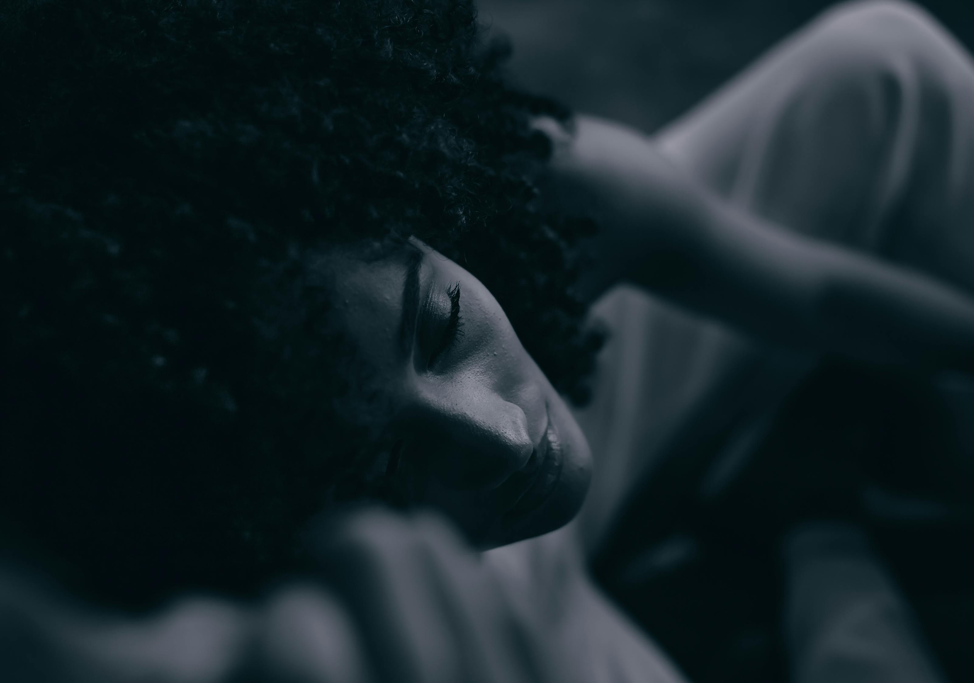 陰妻艷魂最新章節,陰妻艷魂最新章節,神秘之旅的驚悚與誘惑