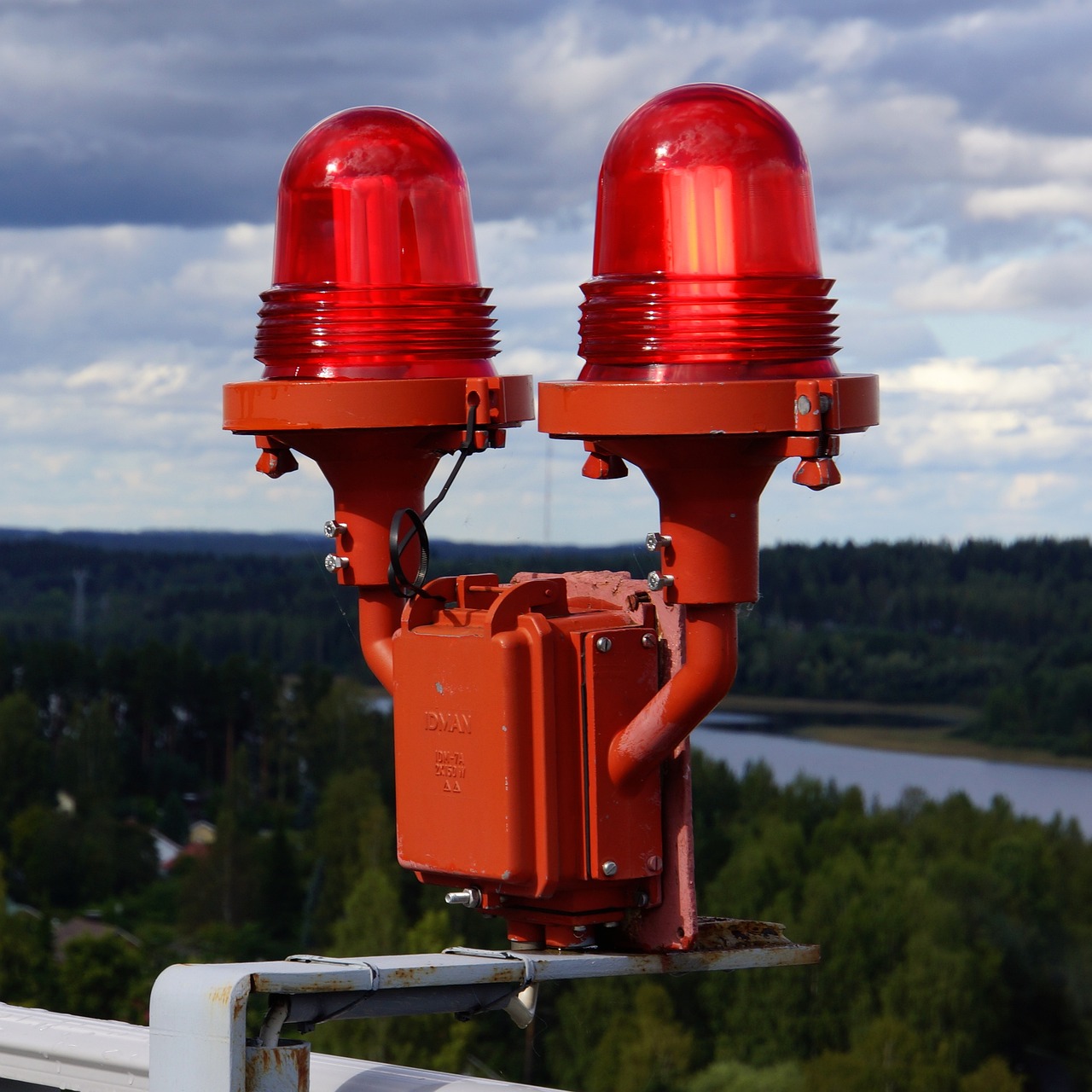 掛Q軟件最新動態與技術探討，涉及違法犯罪的警示