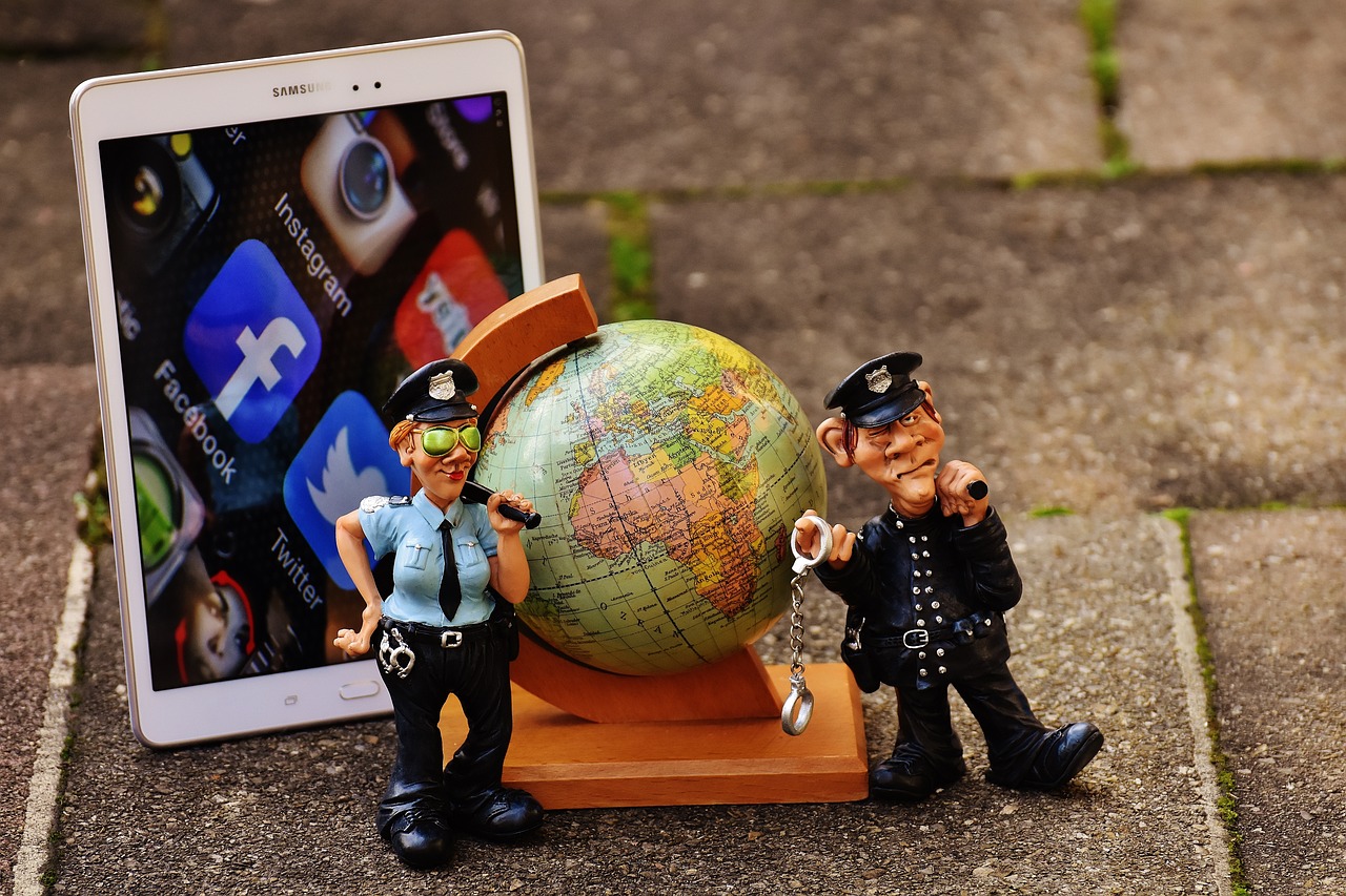 潛山論壇時(shí)事熱點(diǎn)與地方動(dòng)態(tài)最新報(bào)道聚焦。