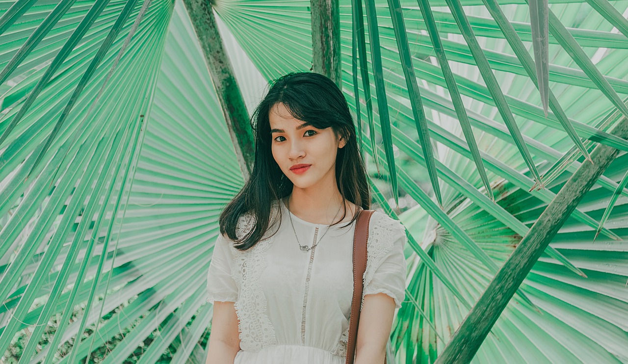 代女而嫁的蜜月風(fēng)波揭秘,涉黃問題曝光