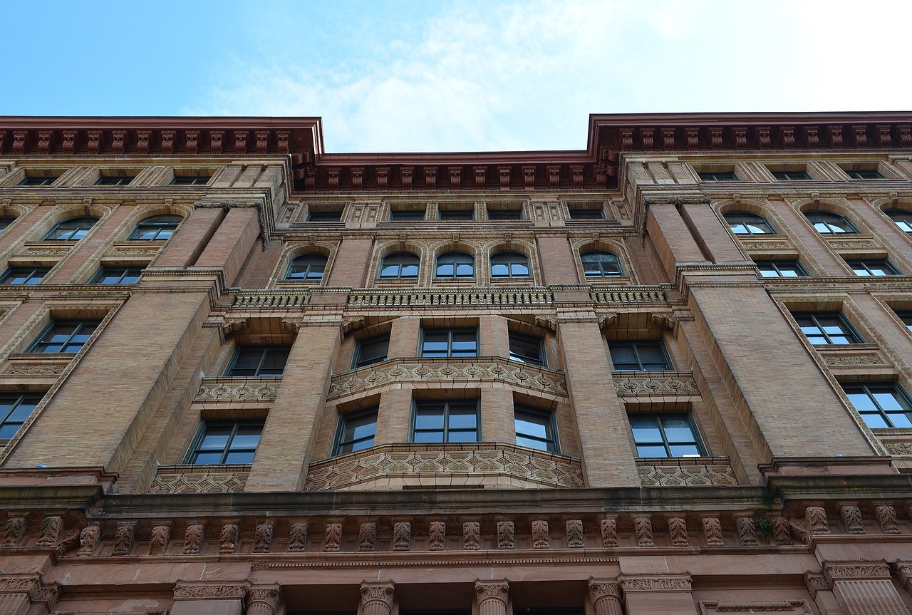 民和最新房?jī)r(jià)動(dòng)態(tài)及市場(chǎng)趨勢(shì)與影響因素分析